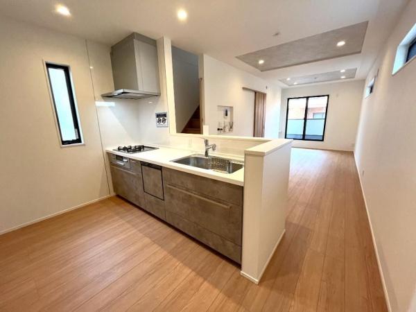 新築戸建　瑞穂区田辺通6丁目　全3棟　3号棟