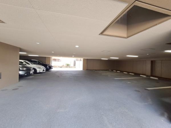 ヒルズ本山穂波町