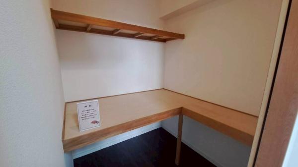 ヴィークタワー東白壁(収納)