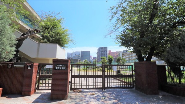 名古屋市中区新栄2丁目の土地(名古屋市立千早小学校)