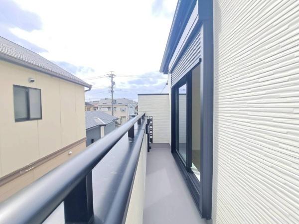 名古屋市瑞穂区中根町３丁目の新築一戸建