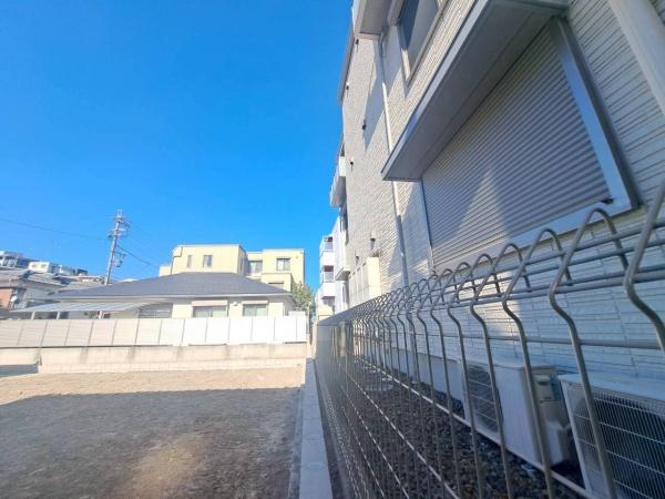 名古屋市千種区春里町４丁目の新築一戸建