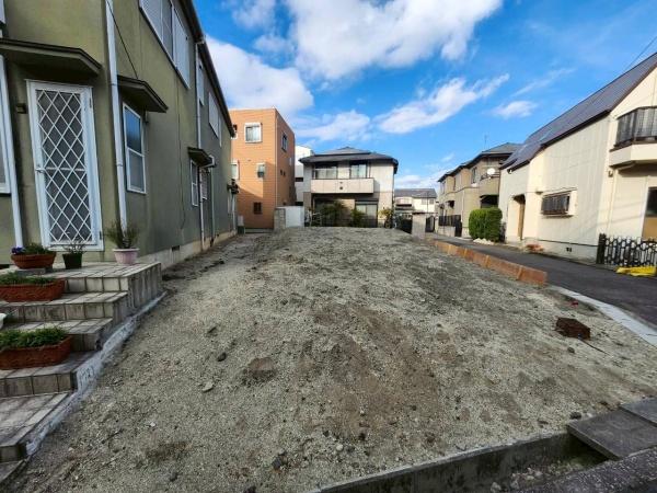 名古屋市千種区春里町１丁目の新築一戸建