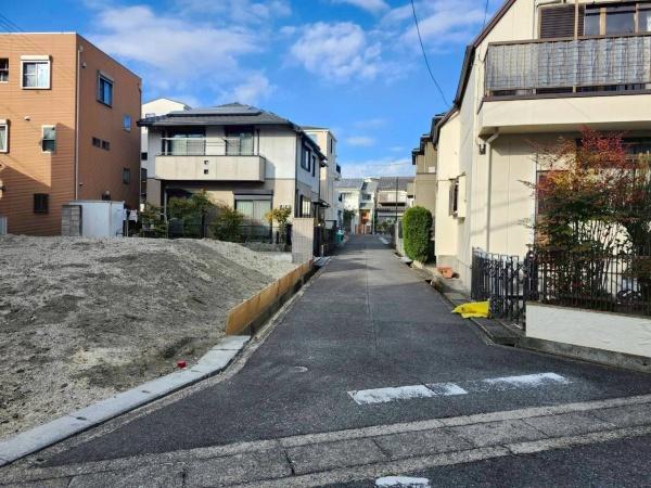 名古屋市千種区春里町１丁目の新築一戸建