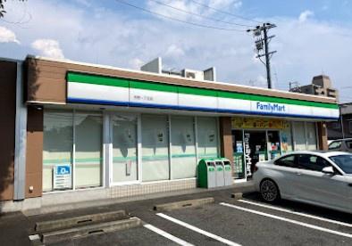 白壁町シティハウス(ファミリーマート芳野一丁目店)