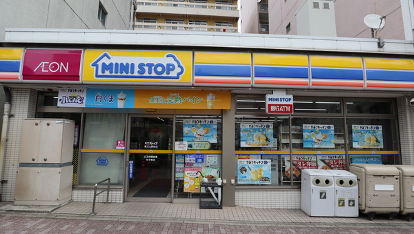 メゾン覚王山月宮殿(ミニストップ覚王山駅前店)