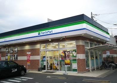 名古屋市千種区春岡通５丁目の中古一戸建て(ファミリーマート千種今池南店)