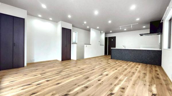 名古屋市千種区春岡通５丁目の中古一戸建