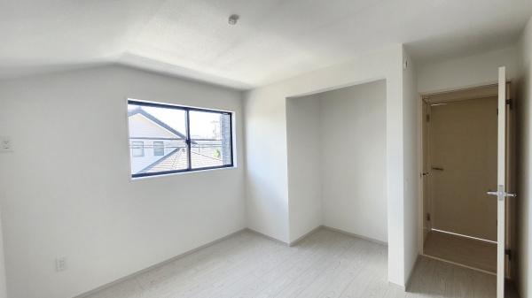 緑区鳴丘二丁目　新築戸建　1号棟