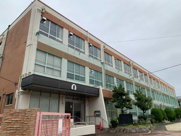 名古屋市北区駒止町１丁目の中古一戸建て(名古屋市立金城小学校)