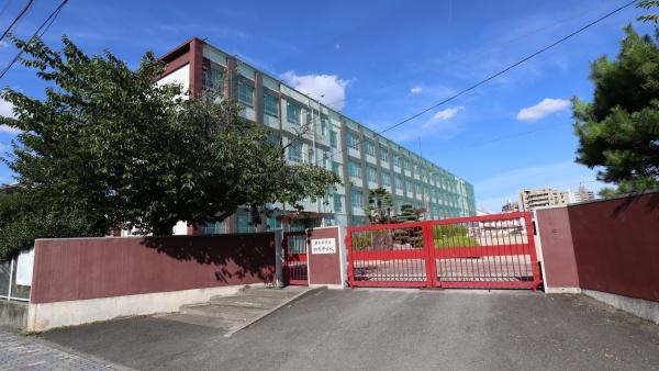 ザ・サンメゾン南山(名古屋市立駒方中学校)