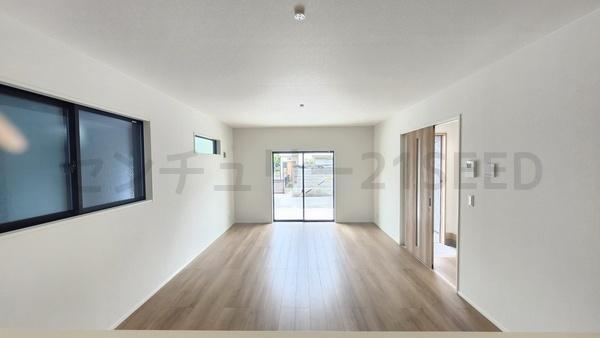 名古屋市千種区春里町４丁目の新築一戸建