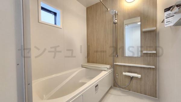 名古屋市千種区春里町４丁目の新築一戸建