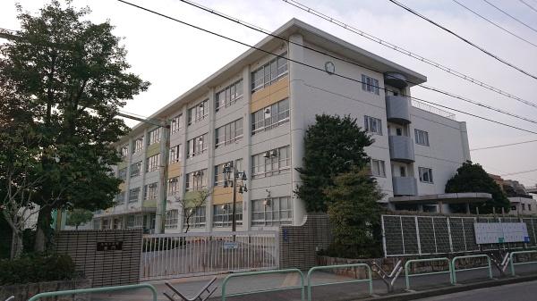 パークシティ鳥見A棟(名古屋市立庄内小学校)