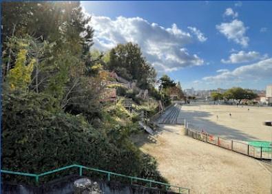 名古屋市千種区唐山町２丁目の土地(見附公園)