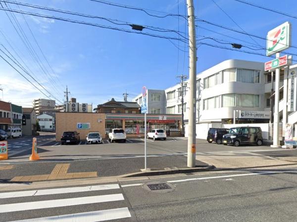 名古屋市緑区鳴海町字上中町の新築一戸建(セブン-イレブン名古屋六田1丁目店)