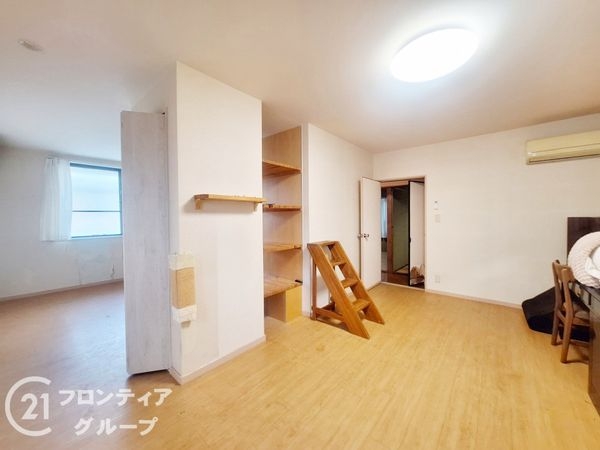 宇治市広野町一里山の中古一戸建て
