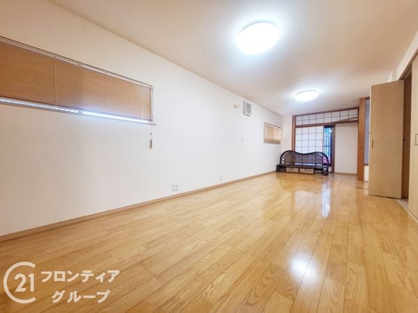 宇治市広野町一里山の中古一戸建て