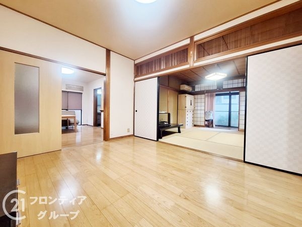 宇治市広野町一里山の中古一戸建て