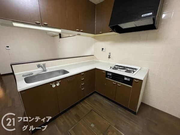 城陽市寺田宮ノ谷　中古一戸建て