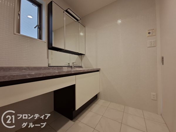 城陽市寺田大畔の中古一戸建て
