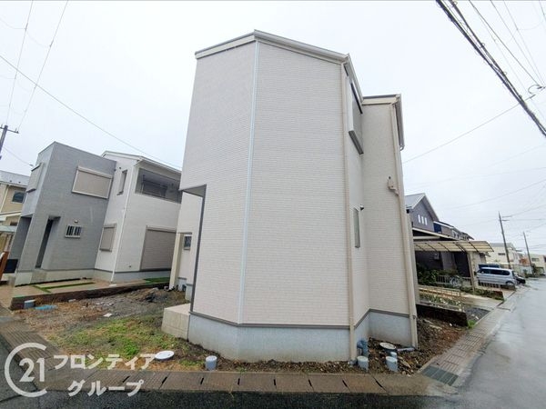 大津市下阪本２丁目　新築一戸建て　１期　６－２号棟