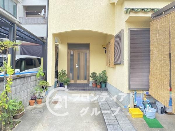 城陽市久世里ノ西　中古一戸建て