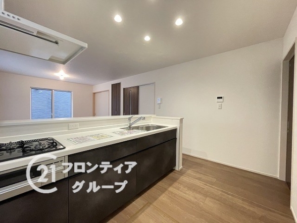 久世郡久御山町林垣内　新築一戸建て　第１　３号棟