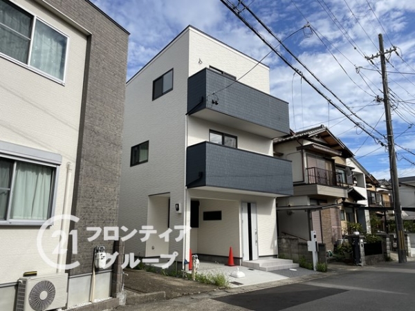 京都市伏見区淀際目町　新築一戸建て