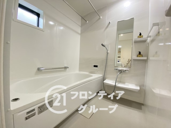 京都市伏見区羽束師鴨川町　新築一戸建て　１１期　１７号棟