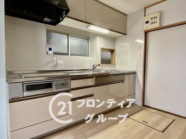 京都市伏見区深草大亀谷内膳町の中古一戸建