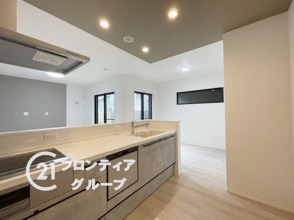 城陽市寺田東ノ口の中古一戸建て