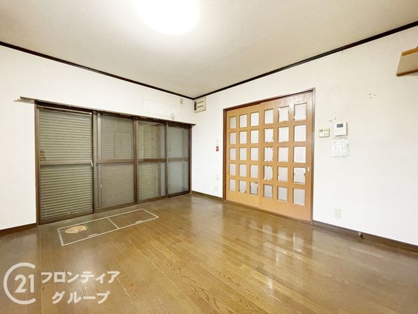 向日市物集女町北ノ口の中古一戸建て(リビング)