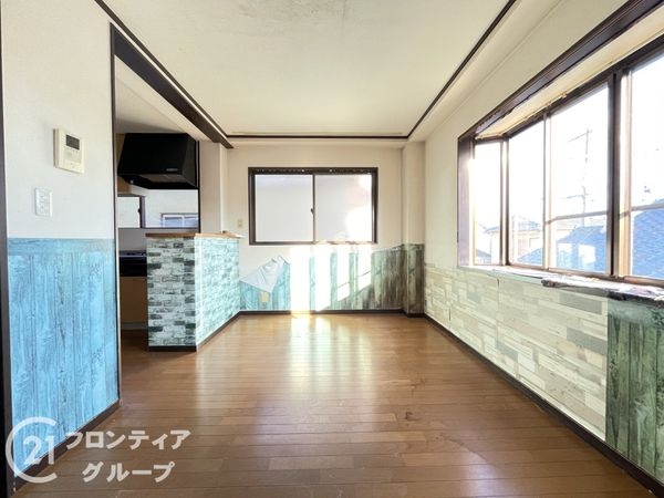 城陽市寺田北山田の中古一戸建
