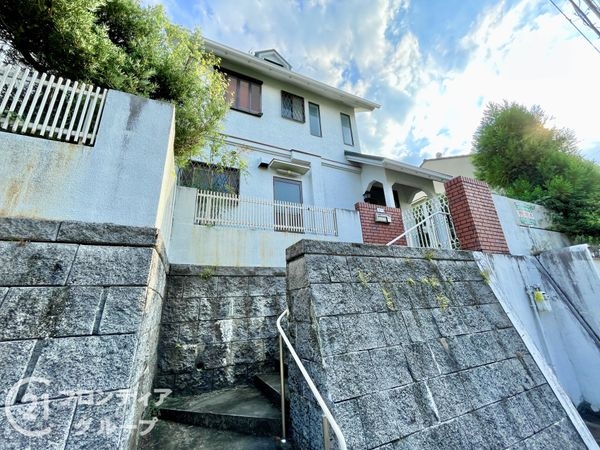 宇治市琵琶台３丁目の中古一戸建て