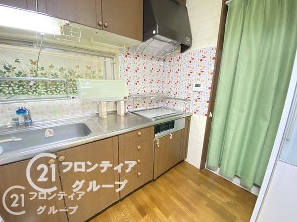 京都市伏見区久我御旅町の中古一戸建て(キッチン)