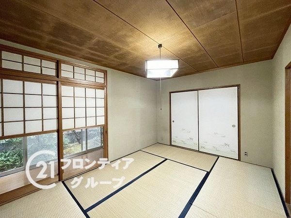 城陽市寺田深谷の中古一戸建て