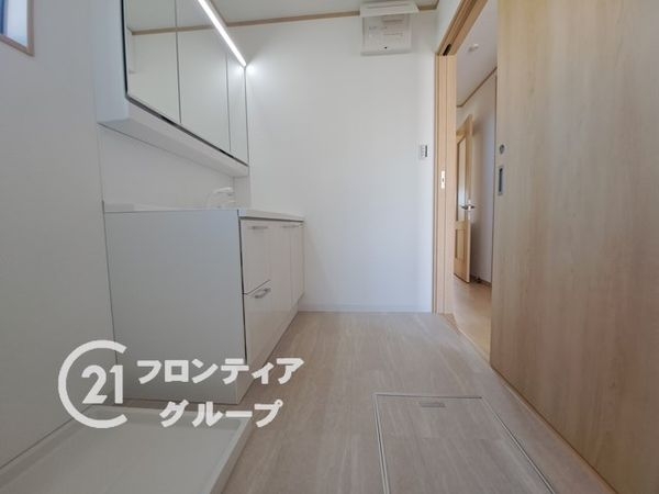 京田辺市同志社山手３丁目の中古一戸建て