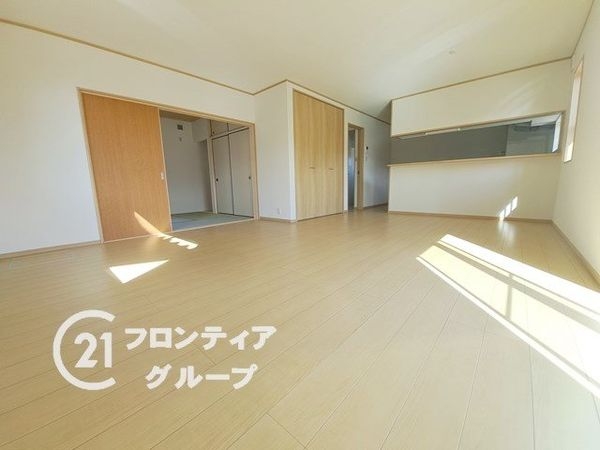 京田辺市同志社山手３丁目の中古一戸建て