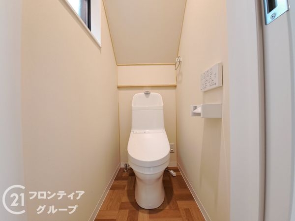 京都市伏見区羽束師鴨川町の新築一戸建