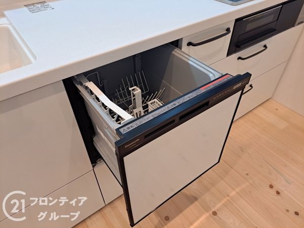 京都市伏見区羽束師鴨川町の新築一戸建