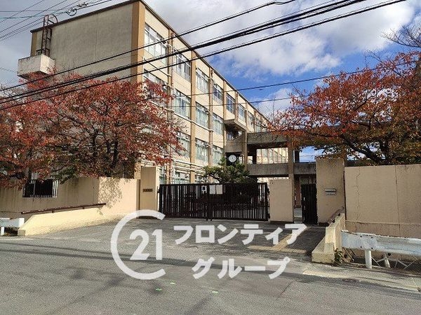 京都市伏見区久我本町の中古一戸建て(神川中学校)