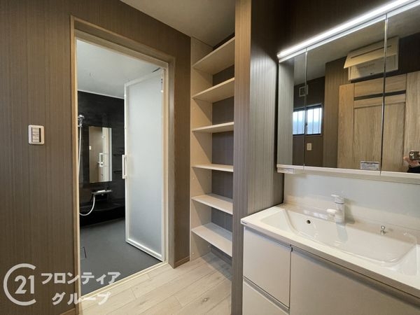 京都市伏見区久我本町の中古一戸建て