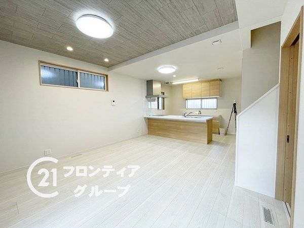 京都市伏見区羽束師古川町の中古一戸建て
