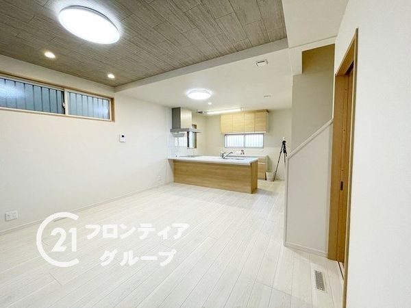 京都市伏見区羽束師古川町の中古一戸建て