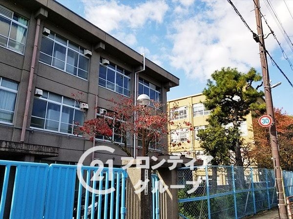 京都市伏見区桃山町丹下の中古一戸建て(京都市立桃山小学校)