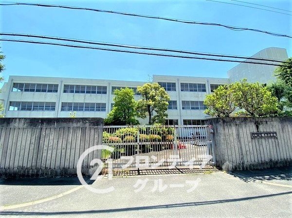 八幡市西山丸尾の中古一戸建て(男山第三中学校)