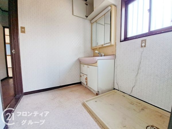 八幡市西山丸尾の中古一戸建て