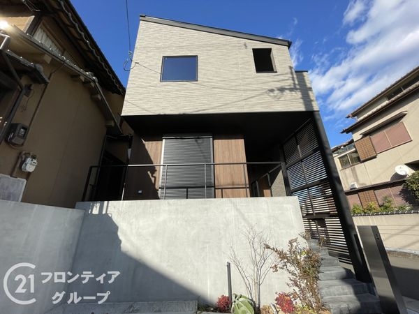 宇治市宇治半白の新築一戸建