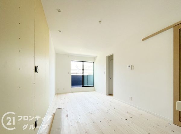 京都市伏見区向島津田町の中古一戸建て(リビング)